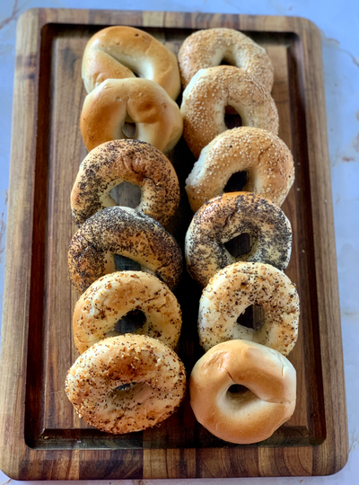 24 Kosher New York Mini Bagels (2 Dozen)